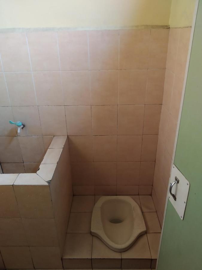 Primadona Homestay Sleman  Esterno foto